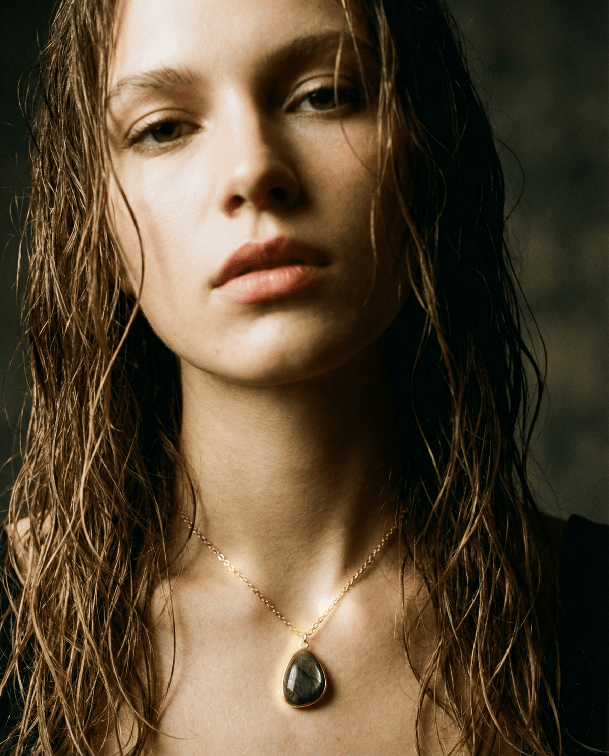 Labradorite natural stone pendant necklace – Phoebe's