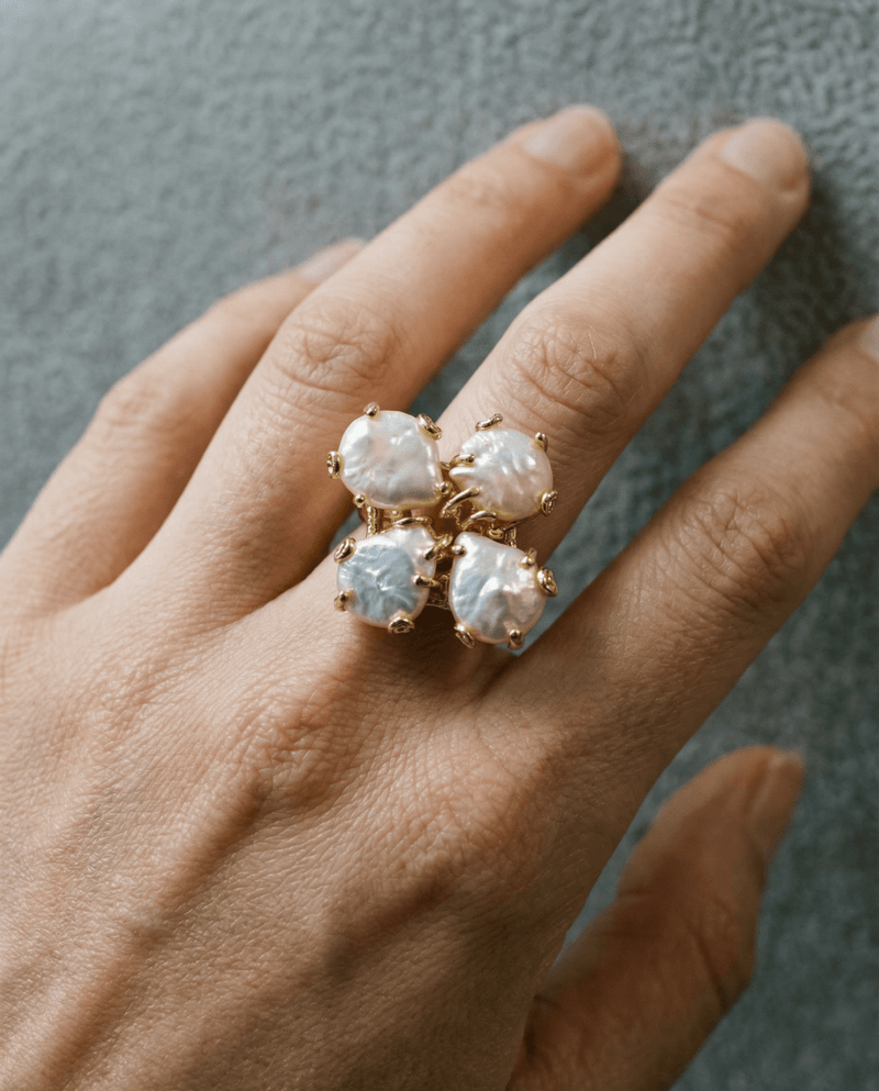 Organic pearl statement ring – Phoebe's