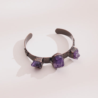 Bracelet en bronze avec pierres d'améthyste brutes