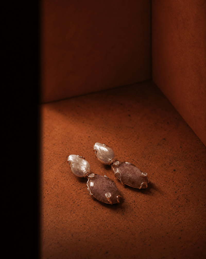 Strawberry quartz and baroque pearl drop earrings – Phoebe's