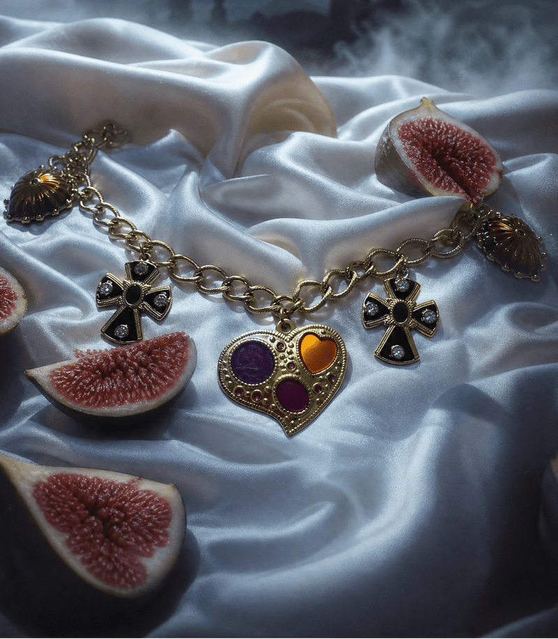 Vintage cross and heart charm necklace – Phoebe's
